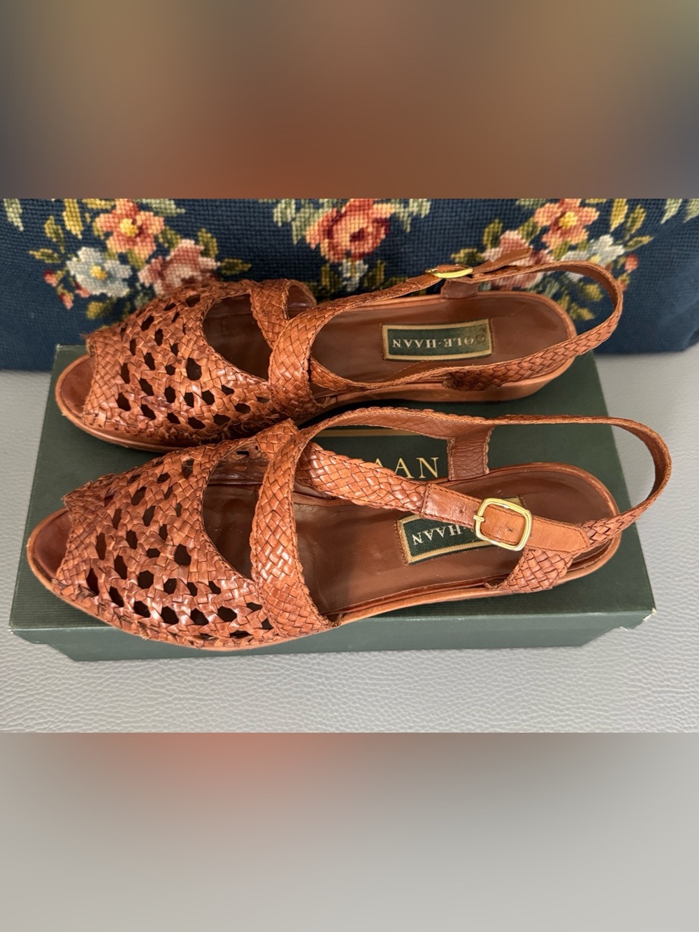 COLE HAAN BROWN LEATHER WOVEN SANDALS